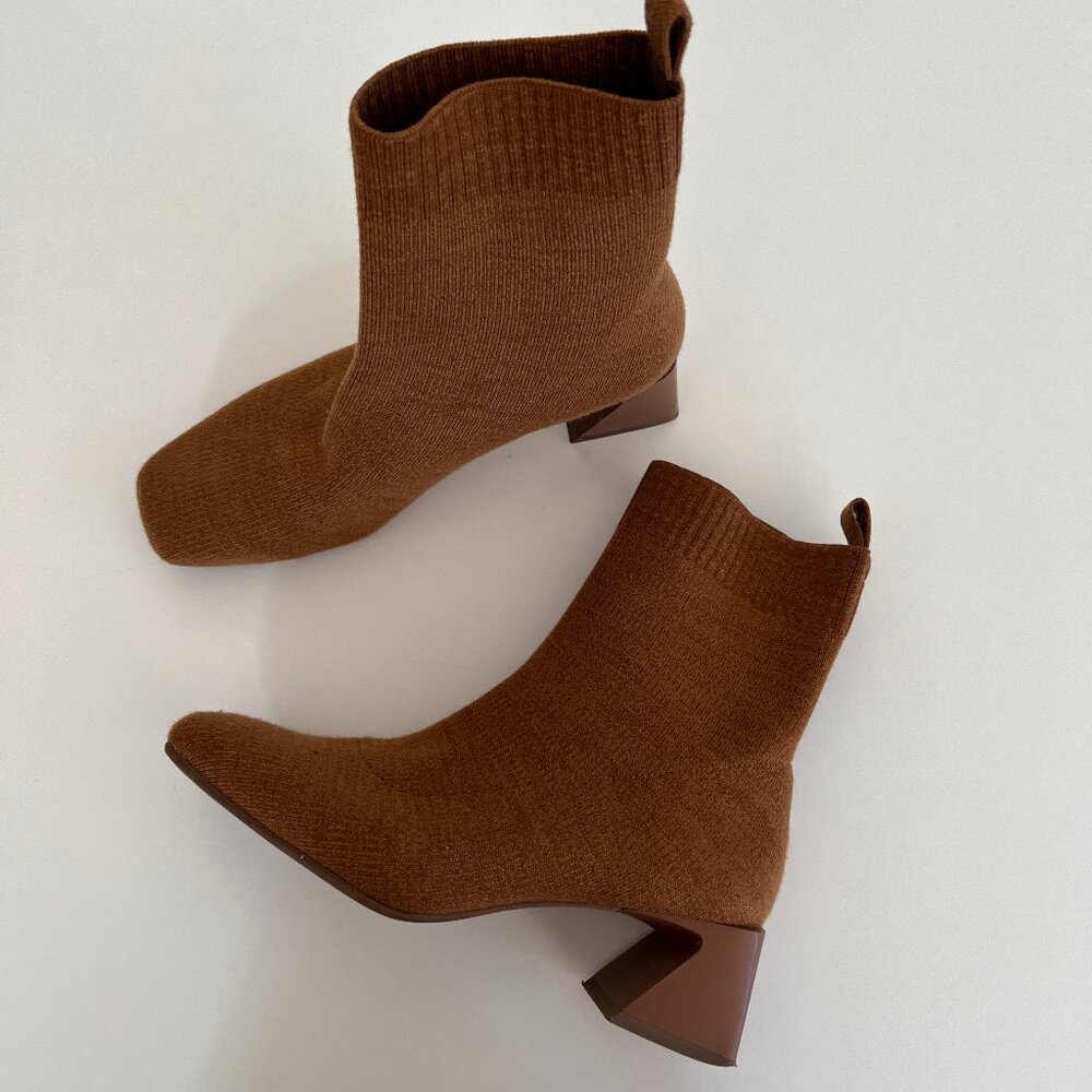 Vivaia Square-Toe Water-Repellent Block Heeled Boots Regina Pro / 39.5 / caramel